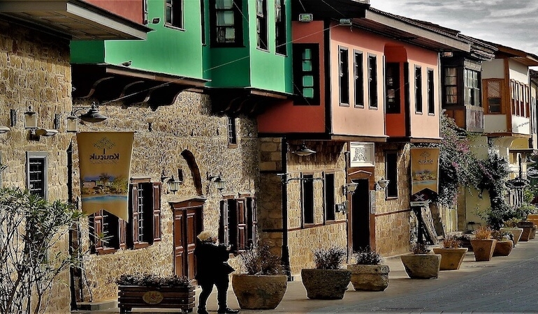 8 Mayıs 2025 Antalya Gündemi: Etkinlikler, Duyurular ve Hava Durumu