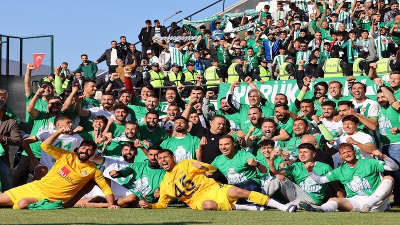 Antalya Belek Üniversitesi Serik Spor’dan Tarihi Şampiyonluk!