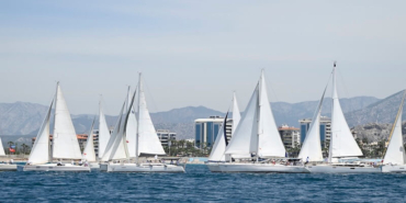 Antalya Körfezi'nde Yelkenler Rüzgârla Yarıştı
