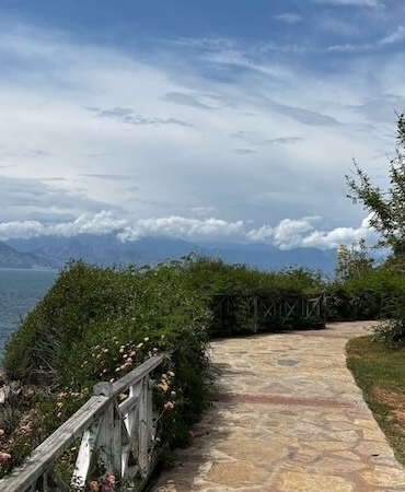 Antalya’da Bugün (2 Mayıs 2025): Hava Durumu, Etkinlikler, Gündem ve Ulaşım