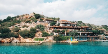 Antalya’da Bugün (25 Mayıs 2025): Pazar Günü Etkinliklerle Dolu