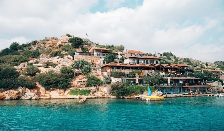 Antalya’da Bugün (25 Mayıs 2025): Pazar Günü Etkinliklerle Dolu