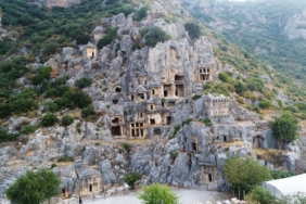 Antalya’nın Sessiz Hazinesi Demre: Likya’nın Kalbinde Tarih, Doğa ve Huzur Bir Arada