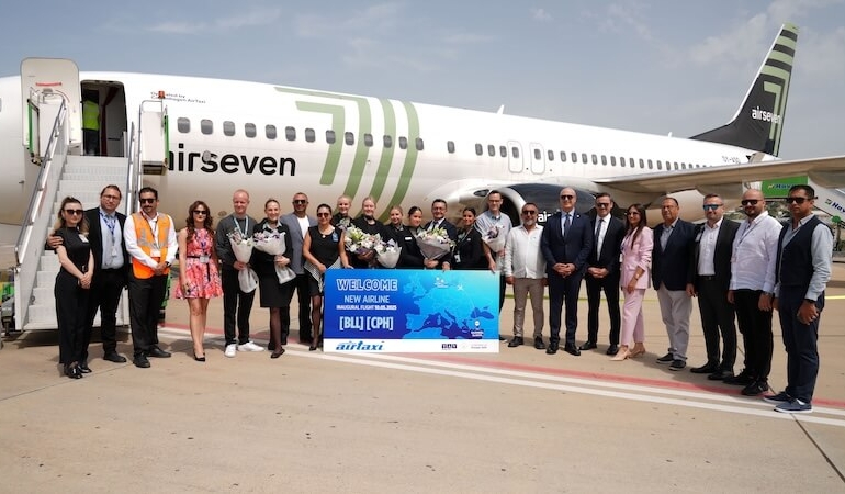 Danimarka’dan Alanya’ya Sezonun İlk Uçağı İniş Yaptı