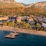 Akra Hotels ile Piri Rehber’den Kemer Tanıtımına Sesli Dokunuş