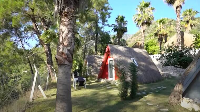 Antalya’da Glamping Deneyimi: Doğayla İç İçe Lüks Tatil
