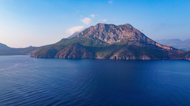 Doğayla Baş Başa Bir Kaçış Noktası: Adrasan Rehberi