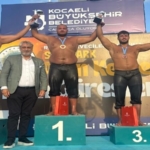 Türkiye Yağlı Güreş Ligi’nde Kemer’in Gururu Oldu