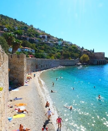 Antalya’da Çocukla Tatil: En İyi 10 Öneri (2025 Rehberi)