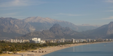 Antalya’da Denize Girilecek En Temiz 15 Plaj (2025 Güncel Rehber)