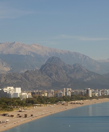 Antalya’da Denize Girilecek En Temiz 15 Plaj (2025 Güncel Rehber)