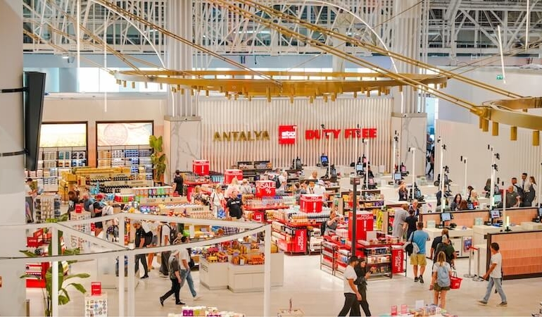 ATÜ Duty Free, Antalya Havalimanı’nda Operasyon Alanını İki Katına Çıkardı