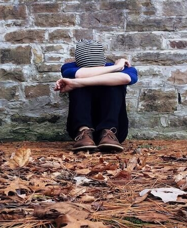 Çocuklarda Kasık Fıtığı: Belirtiler, Riskler ve Tedavi Yöntemleri