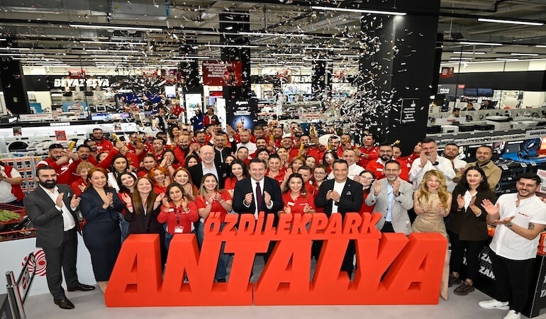 MediaMarkt, Yılın Son Mağazasını Antalya’da Açtı